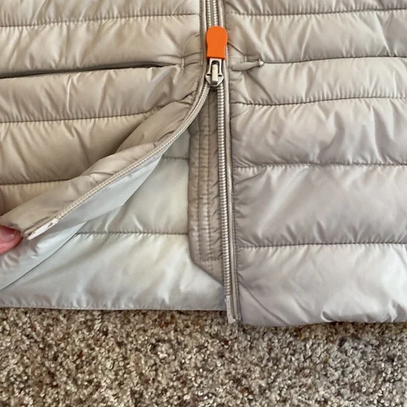 Save The Duck Vest - Picture 4 of 8